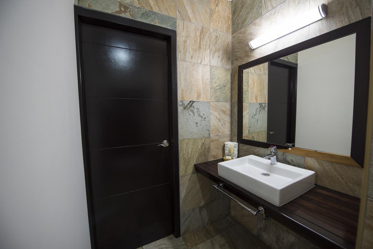Hotel Andiroba Palace Tuxtla Gutiérrez Eksteriør bilde